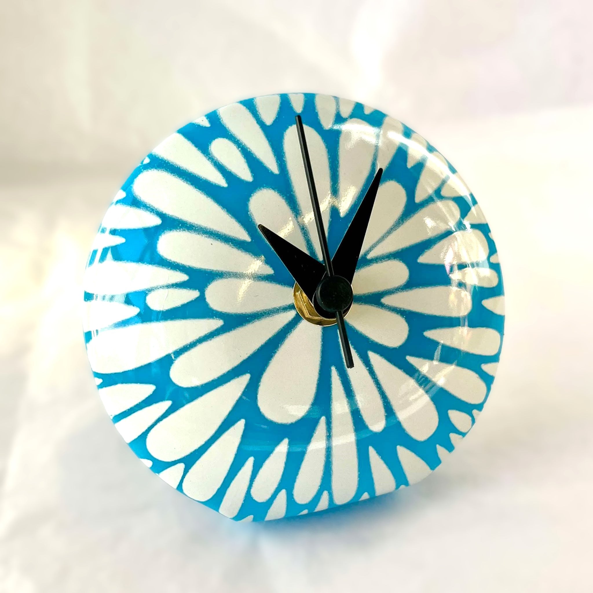 Scandi Pop Q Clock Turquoise